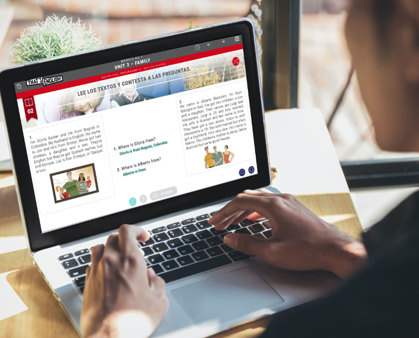 Chico estudia inglés A2 en plataforma online